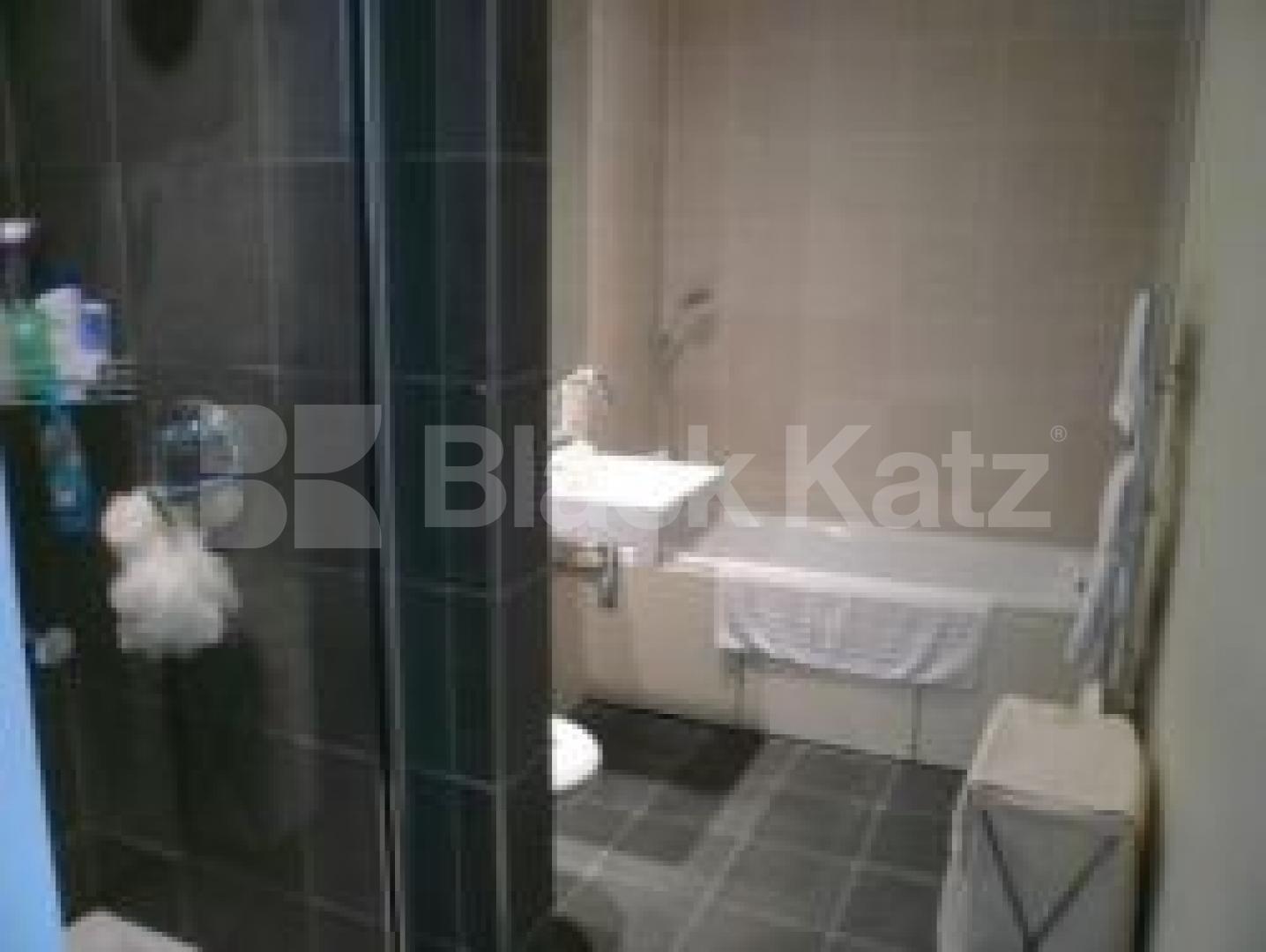 			2 Bedroom, 1 bath, 1 reception Flat			 Exchange House, CROUCH END N8